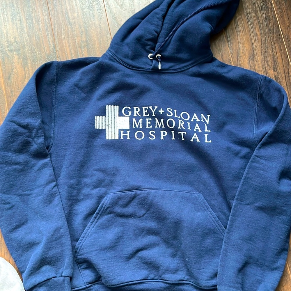 Ladies hoodie size small